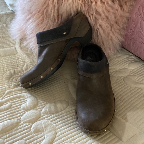 Lk New~ Merrell studded Suede Brown Mules-9 1/2 - Picture 2 of 13